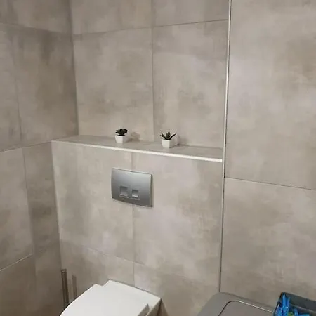 Uroczy Apartament Blisko Gdyni Parking New Rybki