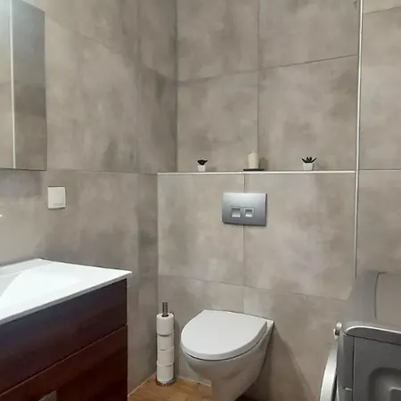 公寓 Uroczy Apartament Blisko Gdyni Parking New Rybki