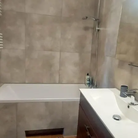 公寓 Uroczy Apartament Blisko Gdyni Parking New Rybki *