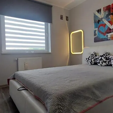 Uroczy Apartament Blisko Gdyni Parking New Rybki 公寓 Pogorze